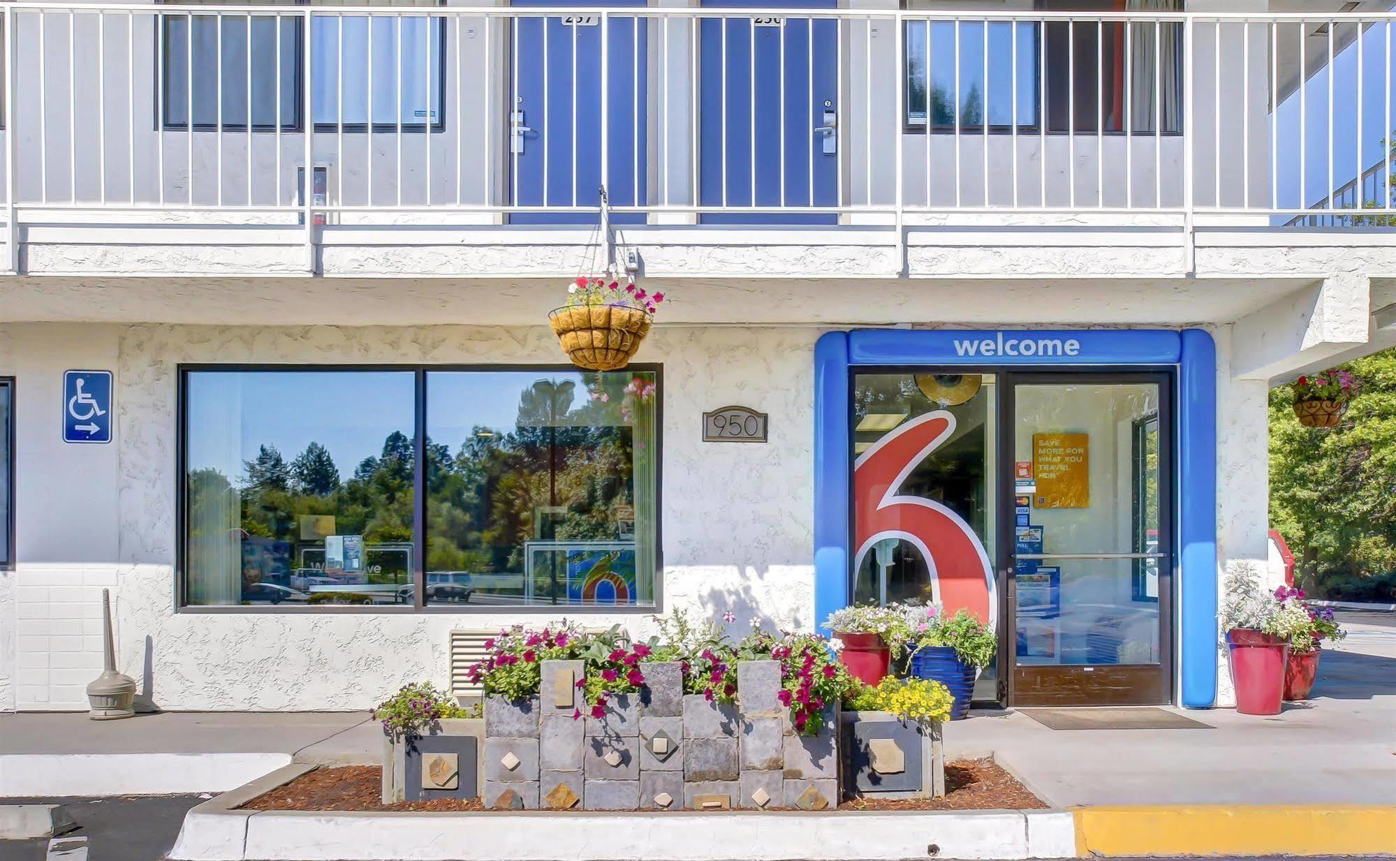 Motel 6-Medford, Or Exteriér fotografie